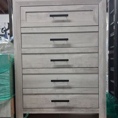 Sale Photo Thumbnail #139: Modern Rustic Oak 5-Drawer Chest 1'4" x2'11"x3'11"