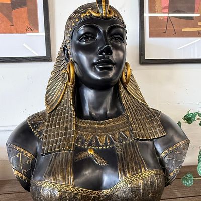 Sale Photo Thumbnail #162: Queen Cleopatra Decorative Bust