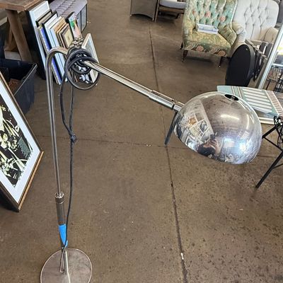 Sale Photo Thumbnail #262: Mid-Century Modern Chrome Arc Floor Lamp by Robert Sonneman