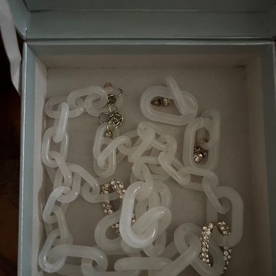 Sale Photo Thumbnail #700