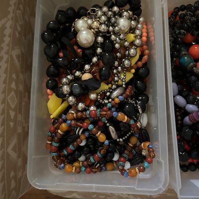 Sale Photo Thumbnail #701