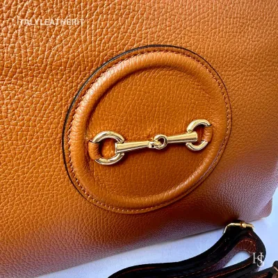 Sale Photo Thumbnail #205: This bag has been made of the best genuine leather by local master crafters of Florence in Italy, designed for women who only accept premium Italian quality and luxury leather bags and modern Italian fashion.

.

Size:

Width 31cm/12 inches

Height 24cm/9