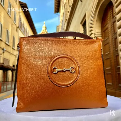 Sale Photo Thumbnail #204: This bag has been made of the best genuine leather by local master crafters of Florence in Italy, designed for women who only accept premium Italian quality and luxury leather bags and modern Italian fashion.

.

Size:

Width 31cm/12 inches

Height 24cm/9