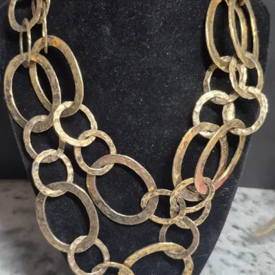 Sale Photo Thumbnail #321: Circles / Circles Galore w/ toggle closure ~ brass 
overall 14" choker