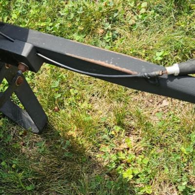 Heavy Duty dumping 2 wheel barrow