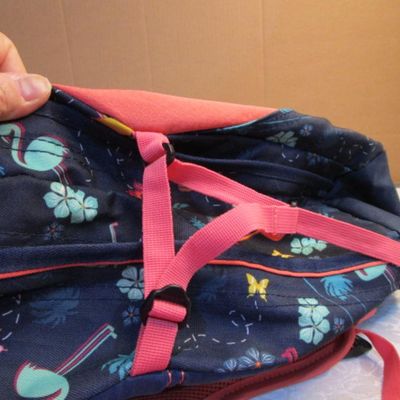 Sale Photo Thumbnail #403: Excellent condition, adjustable width to 7", has padded straps, has 1 pocket & 3 large compartments, See pictures