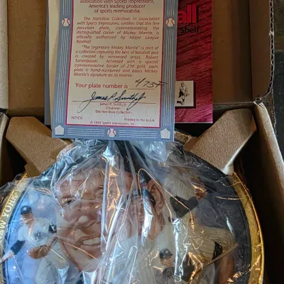 The Legendary Mickey Mantle Limited Edition Collector Plate