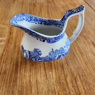 SPODE SMALL BLUE AND WHITE PASTORAL CREAMER PITCHER