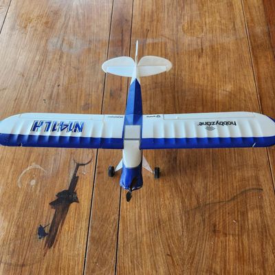 HOBBYZONE BLUE AND WHITE RC AIRPLANE
