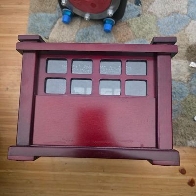 BURGUNDY WOOD PHOTO DISPLAY BOX