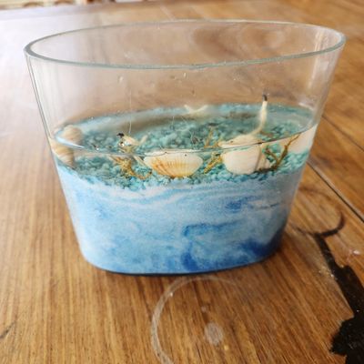 COASTAL SEASHELL GEL CANDLE IN GLASS HOLDER
