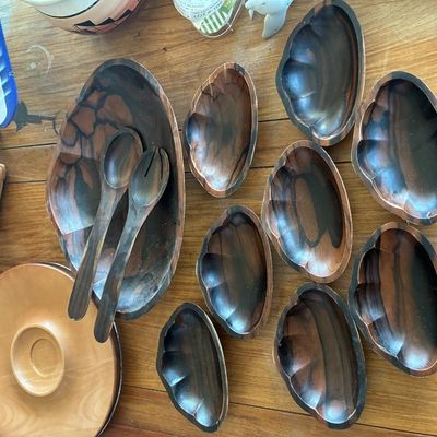 HANDCRAFTED WOOD SALAD BOWL SERVING SET