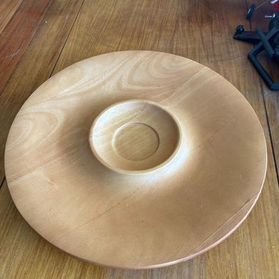 LARGE ROUND WOOD CHIP AND DIP SERVING TRAY