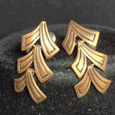 Sale Photo Thumbnail #426: Christophe Poly design ~ mixed metals and green glass & Earrings set