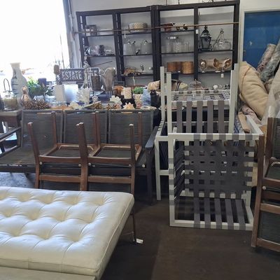 Staging Company Furniture Lot: Assorted Modern Chairs and Ottomans