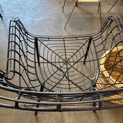 Sale Photo Thumbnail #214: Mid-Century Modern Wire Grid Lounge Chair by Homecrest