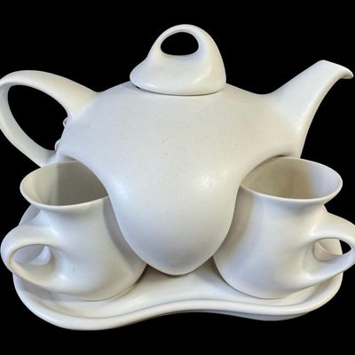 Modernist “Design II” Nesting Tea Set by Peter Saenger