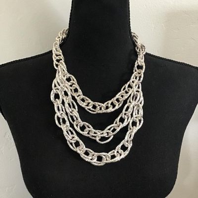 Really pretty chrome silver chunky chain link multi strand statement, necklace