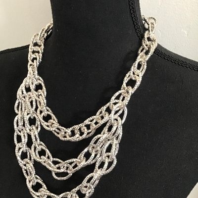 Really pretty chrome silver chunky chain link multi strand statement, necklace