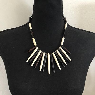 Vintage natural bone or horn spike collar statement necklace ethnic