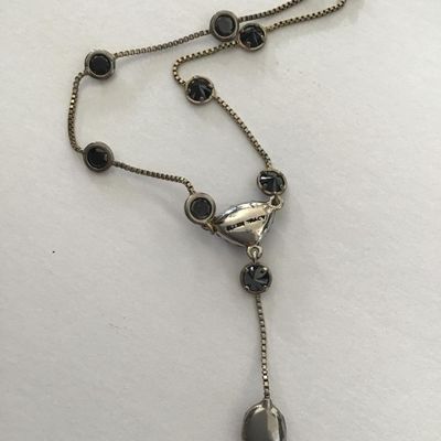 Beautiful Ellen Tracy, vintage jet, black, crystal rhinestone Y necklace