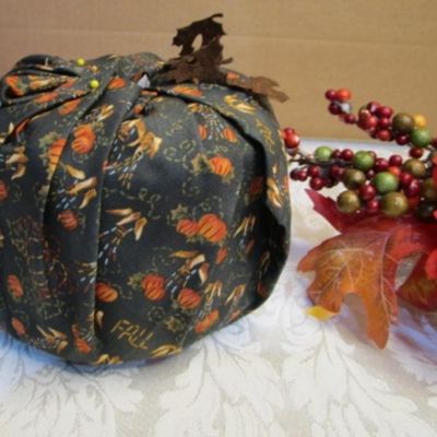 Sale Photo Thumbnail #7: 3 scarecrow figurines, 1 fabric pumpkin, 1 flower & bead pick, 1 handkerchief doll, see pictures