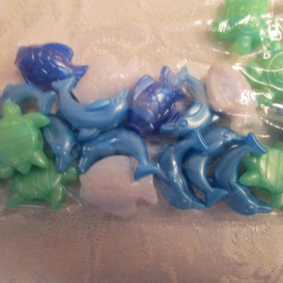 Sale Photo Thumbnail #82: Specialty beads are hearts, butterflies, Noah's ark, fish, turtles & dolphins, See pictures