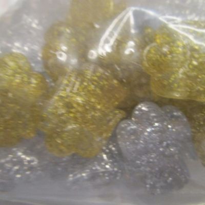 Sale Photo Thumbnail #93: Specialty beads are Santas, Christmas trees, angels, see pictures