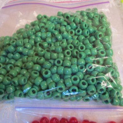 Sale Photo Thumbnail #103: Specialty beads are Santas, Christmas trees, angels & tri-beads, see pictures