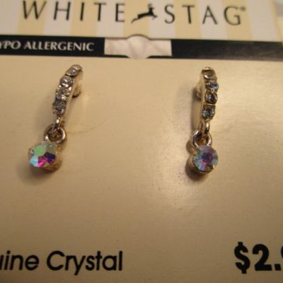 Sale Photo Thumbnail #148: 3 pins, 1 ring, 3 necklaces, 8 pr of pierced earrings, see pictures