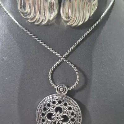 Sale Photo Thumbnail #72: Brighton Pasilic Pendant & Coin Earring for set
> med size Pasilic pendant on 16" chain........Brighton tag still attached NEW
> Earrings pierced, coin style
all excellent