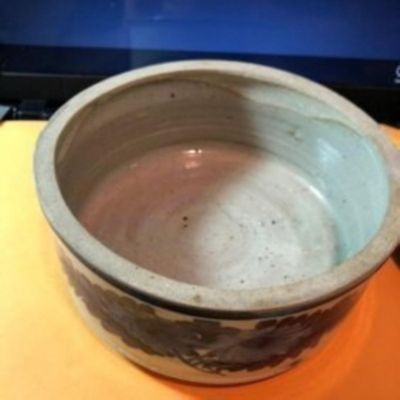 Sale Photo Thumbnail #116: Antique Scarce Chinese Stoneware Large Incense Burner Bowl w/Cover 7.5"W x 3.35"Tall Preowned from an Estate as Pictured. $15 Domestic Shipping.