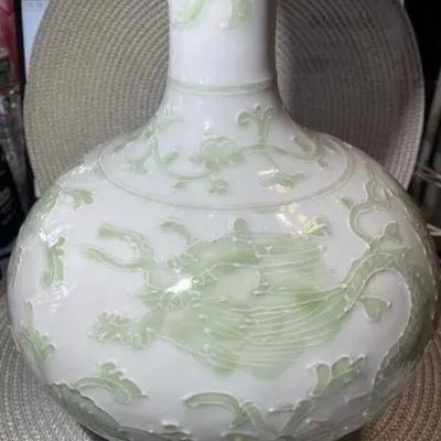 Sale Photo Thumbnail #186: Vintage Chinese Qianlong Blue Under Glazed Mark Celadon Green & White 12" Dragon Lotus Vase in VG Preowned Condition. $15 Domestic Shipping.