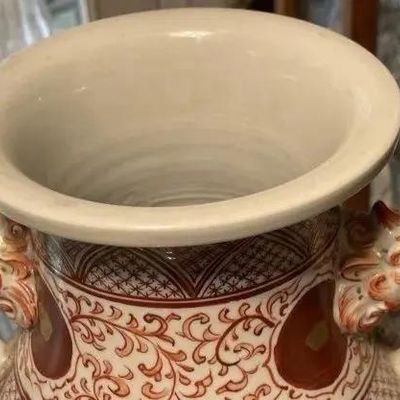 Sale Photo Thumbnail #231: Early Japanese Kutani/Satsuma Hand Painted Signed Red/Gold Mark Vase from 1800's 15.5" Tall & w/Base 17" Tall VG/FANTASTIC Preowned Condition. (Pickup Only in Berlin, NJ 08009)