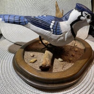 Sale Photo Thumbnail #265: Hand Carved & Hand Painted Signed by Artist BLUEJAY Wooden Bird on Driftwood with Custom Made Base Bird & Base are 9.5" Long Dated 1994. $15 DOMESTIC INHOUSE SHIPPING.