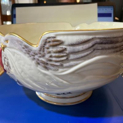 Sale Photo Thumbnail #287: Very Rare Lenox Freedom's Heritage Bowl 2003 Hand Painted Limited Edition 20/2500 11" in Diameter & 6" Tall Superbly Made in the USA. $20 Domestic Shipping.