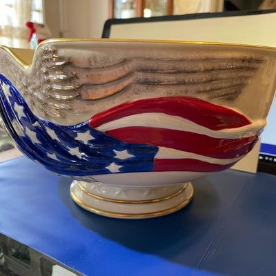 Sale Photo Thumbnail #286: Very Rare Lenox Freedom's Heritage Bowl 2003 Hand Painted Limited Edition 20/2500 11" in Diameter & 6" Tall Superbly Made in the USA. $20 Domestic Shipping.
