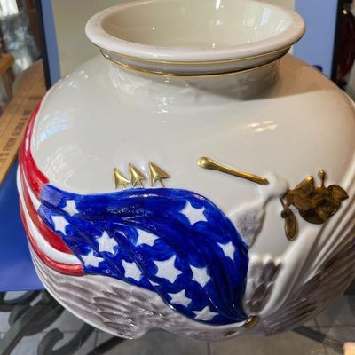 Sale Photo Thumbnail #289: Very Rare Lenox Freedom's Heritage Bowl 2003 Hand Painted Limited Edition 20/2500 11" in Diameter & 6" Tall Superbly Made in the USA. $20 Domestic Shipping.