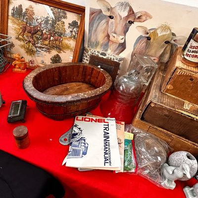 Estate sale photo
