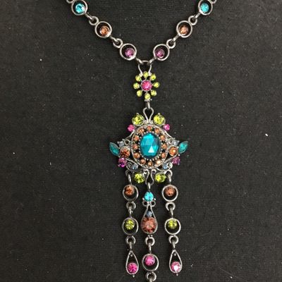 Gorgeous, vintage, bohemian style, crystal wine, necklace, assorted colorful glass stone set in a silver tone metal very nice quality