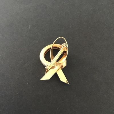 Sale Photo Thumbnail #35: Vintage gold tone ribbon Brooch Please see attached pictures