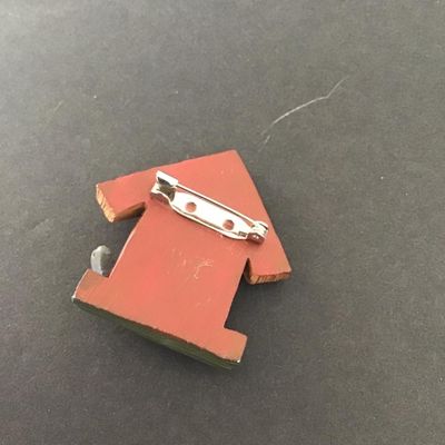 Sale Photo Thumbnail #42: Very cute bird house brooch Please see attached pictures