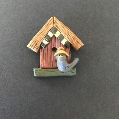 Sale Photo Thumbnail #40: Very cute bird house brooch Please see attached pictures