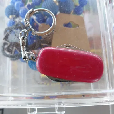 Small Bifold Red Knife Keychain