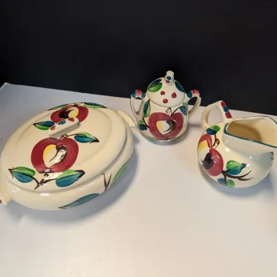 Vintage Purinton Apple Slip Ware