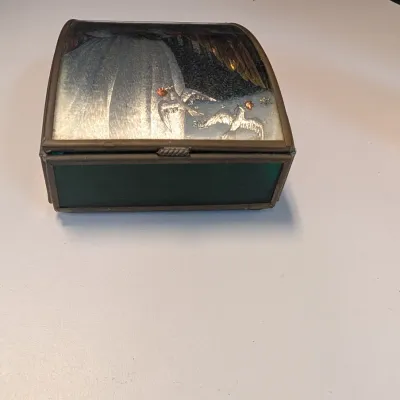 Angel & Dove Vintage Domed Cover Mirrored Bottom Green Etched Glass Jewelry Box Handcrafted