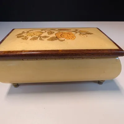 Vintage Reuge Floral Music Box A.L. Webber Music Of The Night Made In Italy