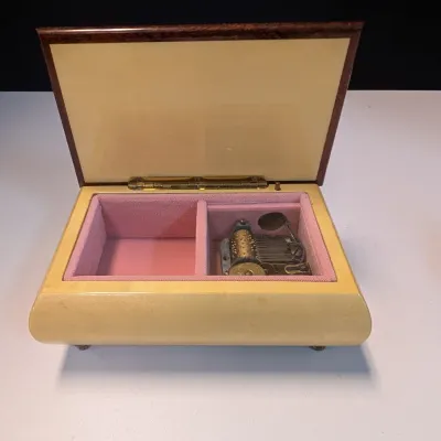 Vintage Reuge Floral Music Box A.L. Webber Music Of The Night Made In Italy
