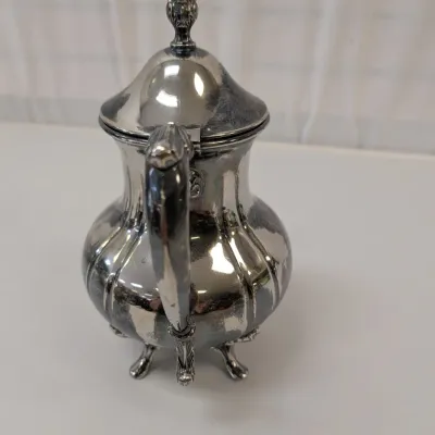 Vintage Tea/Coffee Pots - Sheridan Taunton Silversmiths, Oneida & Two Unmarked