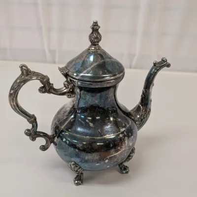 Vintage Tea/Coffee Pots - Sheridan Taunton Silversmiths, Oneida & Two Unmarked